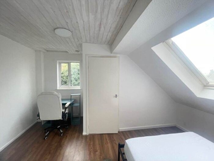 1 Bedroom House To Rent In Beckton, London, E6