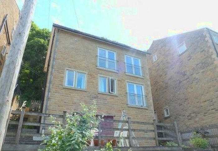 5 Bedroom Detached House To Rent In Midgehole Road, Hebden Bridge, HX7