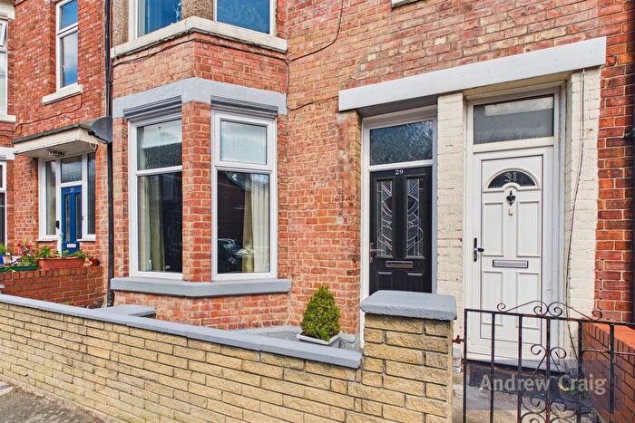 2 Bedroom Flat For Sale In St. Vincent Street, South Shields, NE33