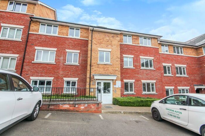 2 Bedroom Apartment To Rent In Ratcliffe Court, Colchester, CO4