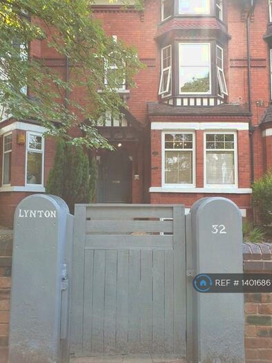 3 Bedroom Flat To Rent In Lynton House, Manchester, M20