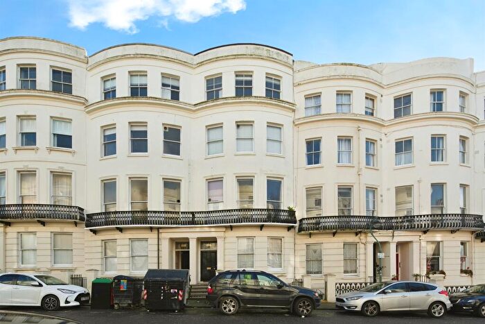 1 Bedroom Apartment For Sale In Lansdowne Place, Hove, BN3