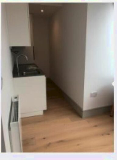 Studio To Rent In Broad House, Imperial Drive, Harrow, HA2