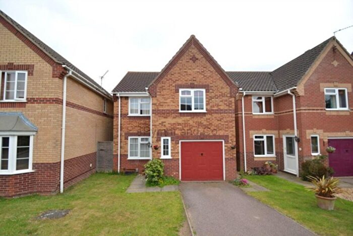 3 Bedroom Detached House To Rent In Montrose Court, Dussindale, NR7