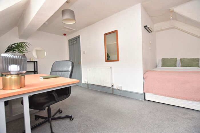 1 Bedroom Terraced House To Rent In Room, Tailors Court, Bristol, BS1