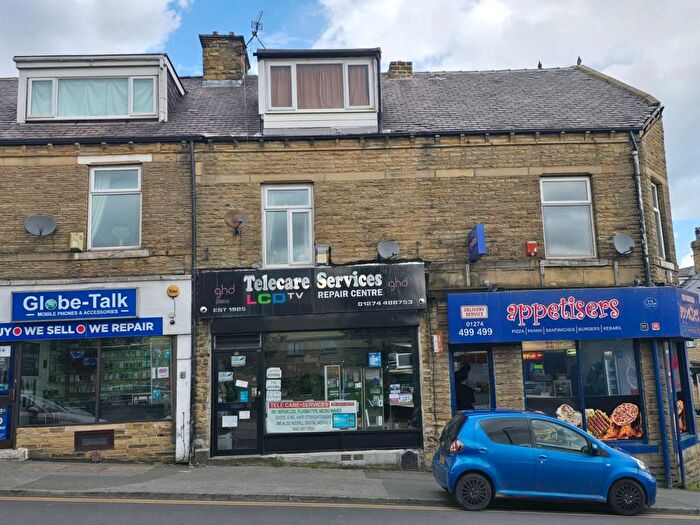 2 Bedroom Terraced House For Sale In Oak Lane, Manningham, Bradford, BD9