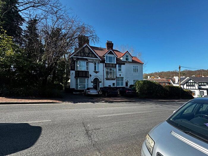 1 Bedroom Flat To Rent In Frant Road, Tunbridge Wells, Kent, TN2