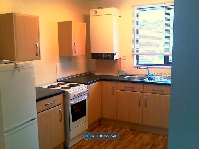 1 Bedroom Flat To Rent In Duke Street, Swansea, SA1