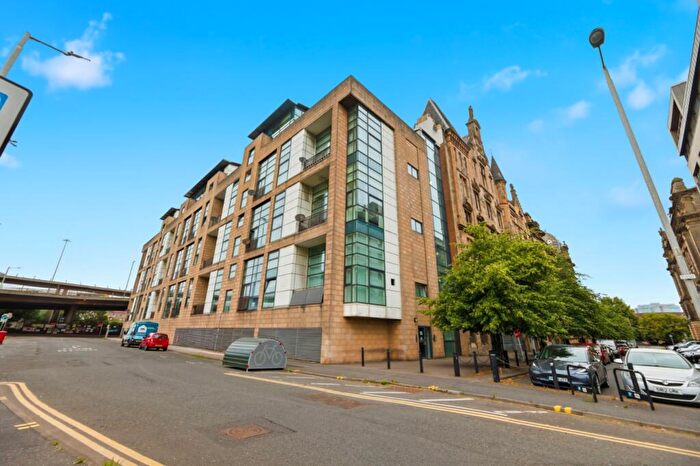 1 Bedroom Flat For Sale In Carnoustie Street, Glasgow, G5