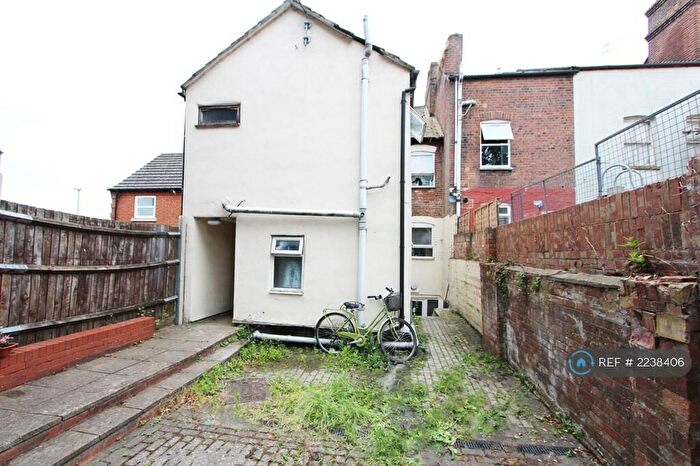 Studio To Rent In Luton, Luton, LU1