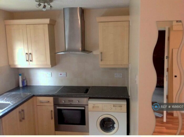 Studio To Rent In Danebridge Crescent, Derby, DE21