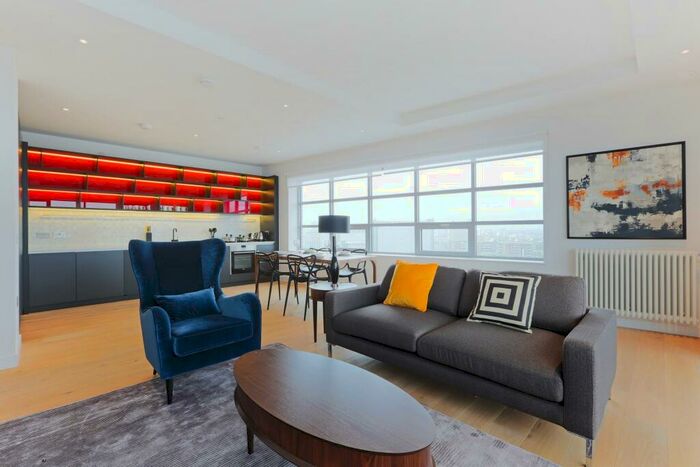 2 Bedroom Apartment To Rent In Kent Building, London City Island, London, E14