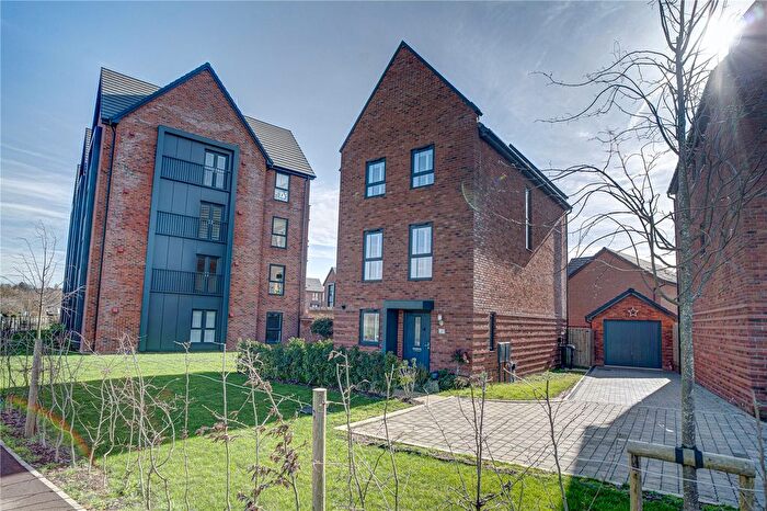 4 Bedroom Detached House For Sale In Scott Way, Wichelstowe, Swindon, SN1