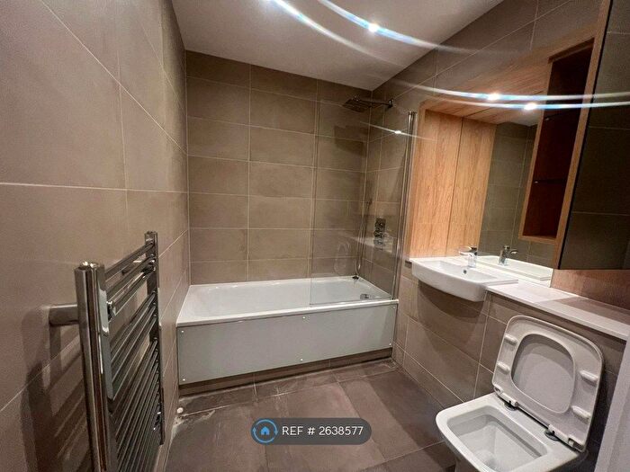 Studio To Rent In Elstree Apartments, London, NW9