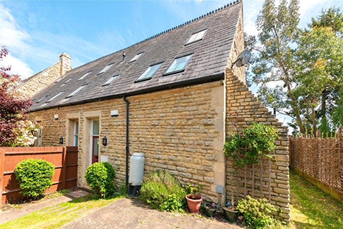 3 Bedroom House For Sale In High Street, Bozeat, Northamptonshire, NN29