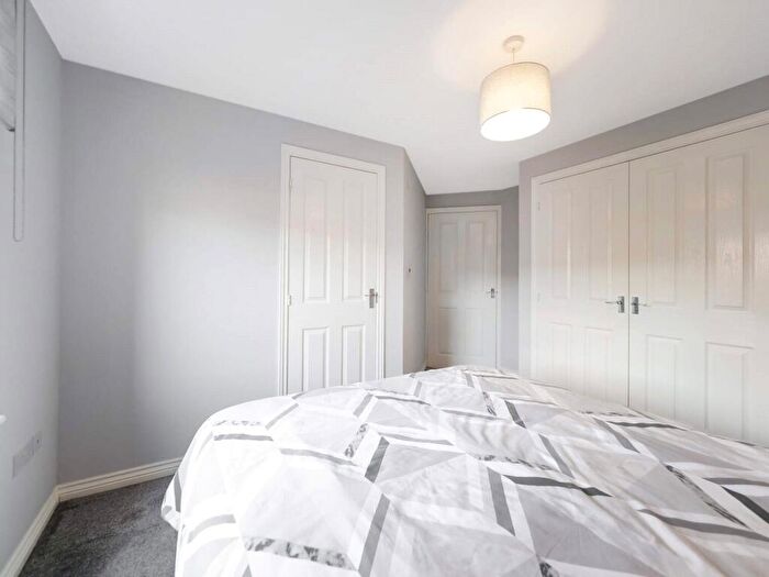 2 Bedroom Flat For Sale In Cyril Crescent, Paisley, Renfrewshire, PA1
