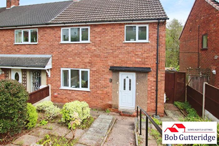 3 Bedroom Town House To Rent In Leaswood Place, Clayton, Newcastle, ST5