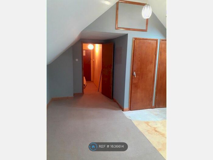 1 Bedroom Flat To Rent In Baddow Road, Chelmsford, CM2