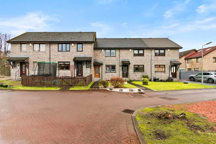 2 Bedroom Terraced House For Sale In Honeysuckle Lane, Jamestown, Alexandria, G82