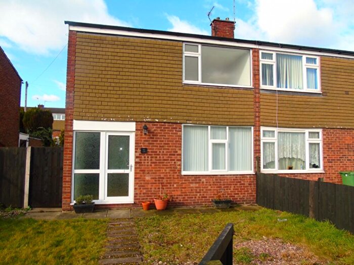 2 Bedroom Semi-Detached House To Rent In Peterway, Somercotes, DE55