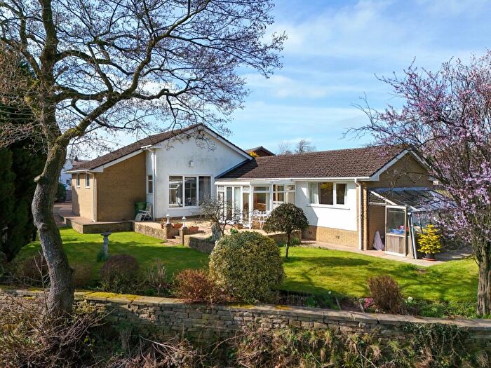 3 Bedroom Bungalow For Sale In Park Side, Sough, BB18