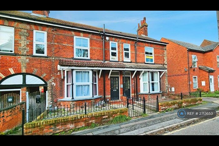 2 Bedroom Flat To Rent In Gippeswyk Road, Ipswich, IP2