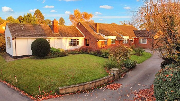 4 Bedroom Detached Bungalow For Sale In Yew Trees, South Willingham, LN8