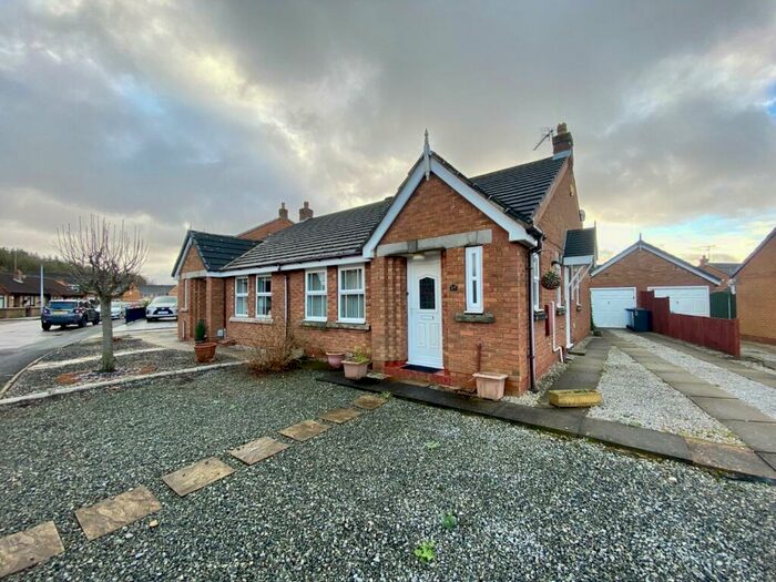 2 Bedroom Bungalow To Rent In Forester Way, Summergroves Way, Hull, East Yorkshire, HU4