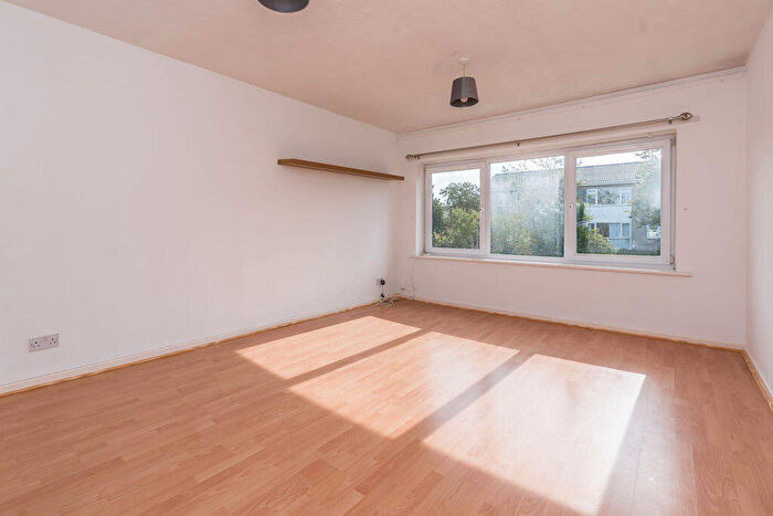 2 Bedroom Villa To Rent In T – Cairns Gardens, Balerno, Edinburgh, EH14
