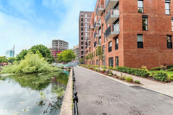 2 Bedroom Apartment To Rent In Joseph Huntley Walk, Reading, RG1