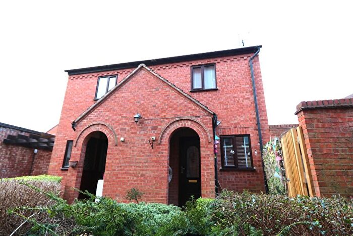 2 Bedroom House To Rent In West End Court, Crompton Street, Warwick, Warwickshire, CV34