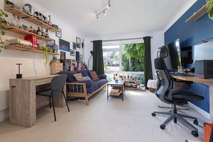 1 Bedroom Apartment For Sale In Mulgrave Road, Sutton, Surrey, SM2