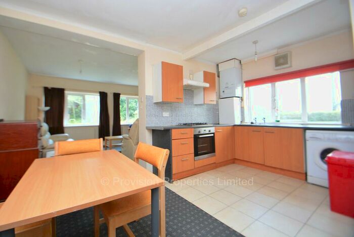 4 Bedroom Terraced House To Rent In Trenic Crescent, Hyde Park, Leeds, LS6