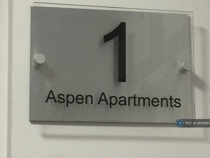 2 Bedroom Flat To Rent In Lodge Causeway, Bristol, BS16