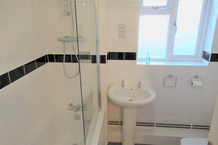 1 Bedroom Terraced House To Rent In Clover Drive, Rushden, NN10