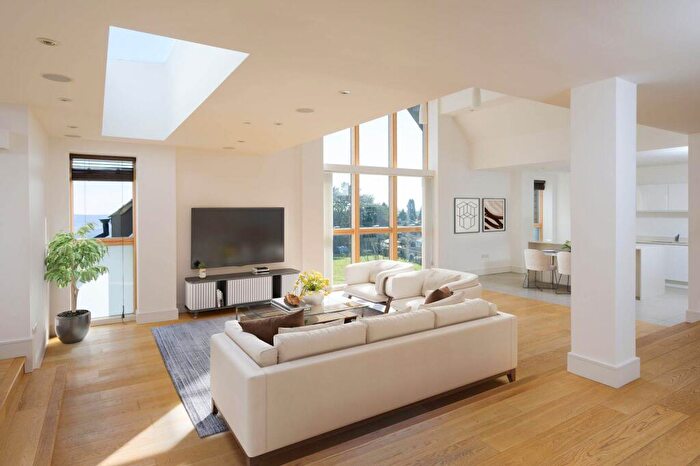 2 Bedroom Apartment To Rent In Equus House, Lansdown, BA1
