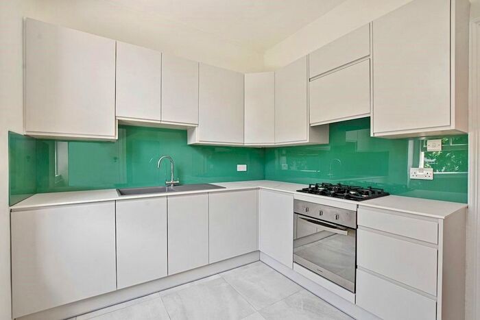 1 Bedroom Flat To Rent In Highbury Park, London, N5