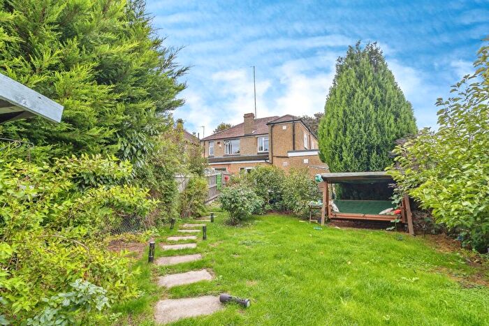 3 Bedroom Semi-Detached House For Sale In Newport Road, New Bradwell, Milton Keynes, Buckinghamshire, MK13