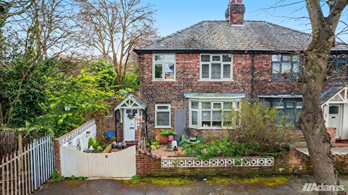 3 Bedroom Semi Detached House For Sale In Flers Avenue, Warrington, WA4