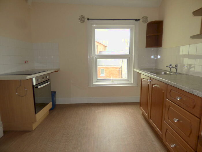 1 Bedroom Flat To Rent In Barton Crescent, Dawlish, EX7