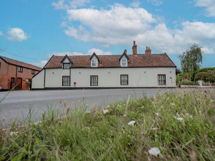 6 Bedroom Detached House For Sale In Church Road, Stutton, IP9