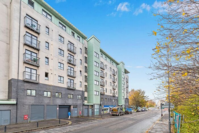 3 Bedroom Flat For Sale In / Lindsay Road, Newhaven. Edinburgh, EH6