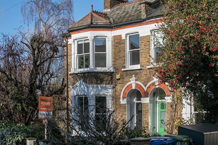 3 Bedroom Terraced House For Sale In Elm Grove, Peckham, SE15