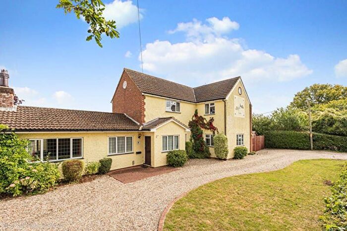 4 Bedroom Detached House For Sale In High Cross Lane, Little Canfield, Dunmow, CM6