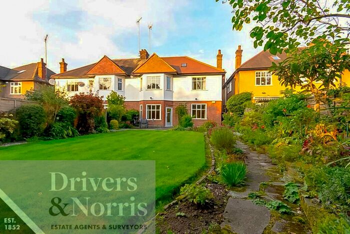 4 Bedroom Semi-Detached House To Rent In Bancroft Avenue, Hampstead Garden Suburb, London, N2