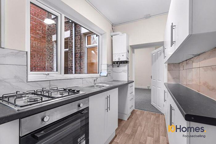 2 Bedroom Flat To Rent In Alexandra Road, Gateshead, NE8