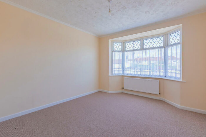 3 Bedroom Bungalow For Sale In Risdale Road, Ashton Vale, Bristol, BS3