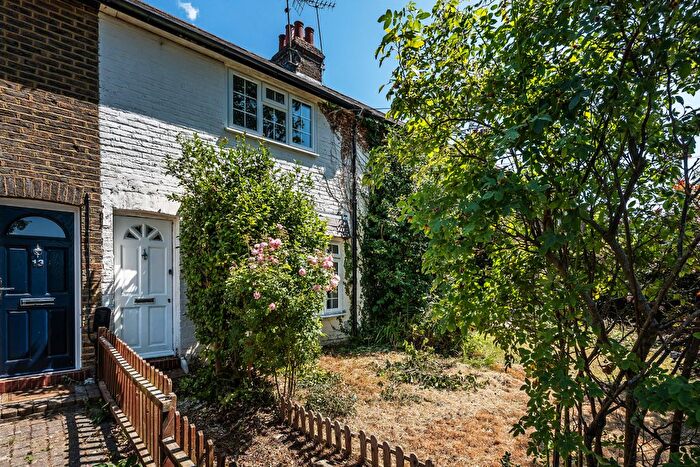 2 Bedroom Cottage For Sale In Mill Lane, Oxted, Surrey, RH8
