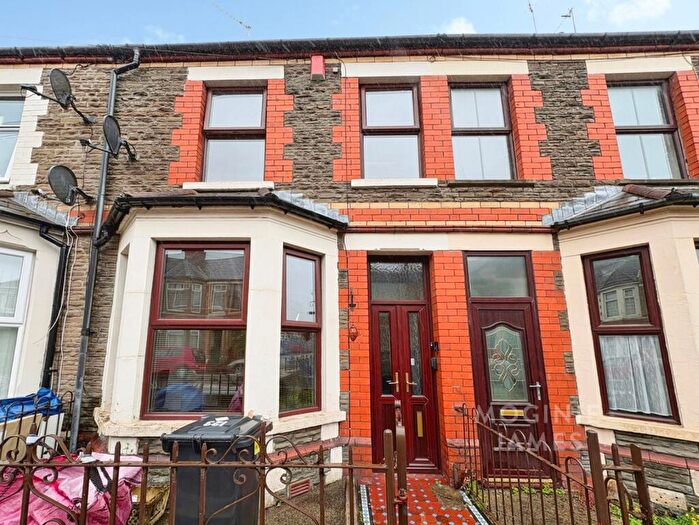 3 Bedroom Terraced House For Sale In Inverness Place, Roath, Cardiff, CF24