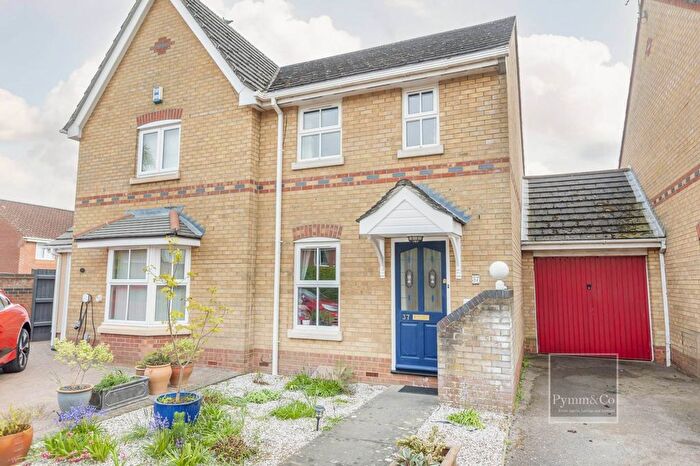 2 Bedroom Terraced House For Sale In Old Warren, Taverham, NR8